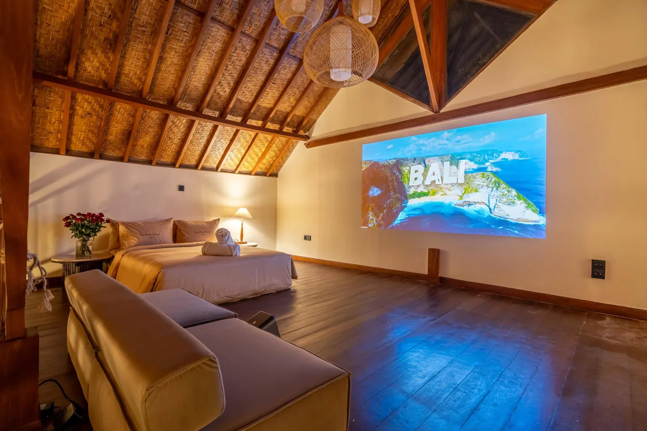 Ubud EcoHouse — Спальня на другому рівні